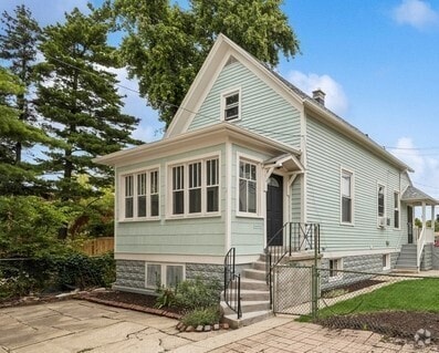 Building Photo - 328 Elgin Ave Rental