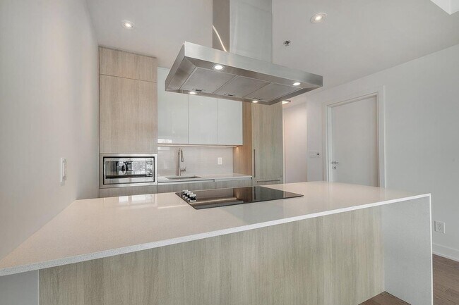 Photo - 1212 Drummond Unité 210