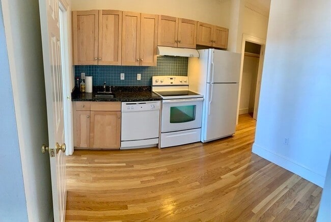 Photo - 483 Beacon St Unit 77