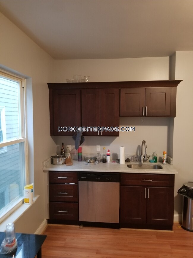 Photo - 7 Greenmount St Apartment Unit 2