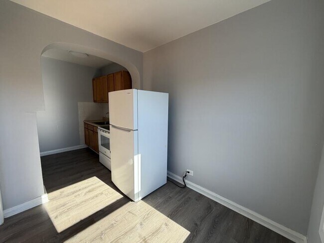 Photo - 0 bedroom in Chicago IL 60626 Unit 409