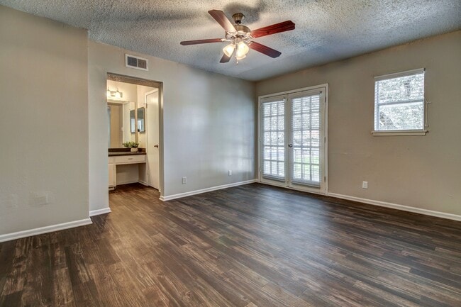 Oak Terrace