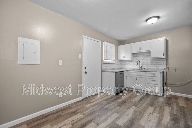 Photo - 5 Boles Ave