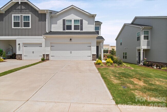 4080 County Down Ave