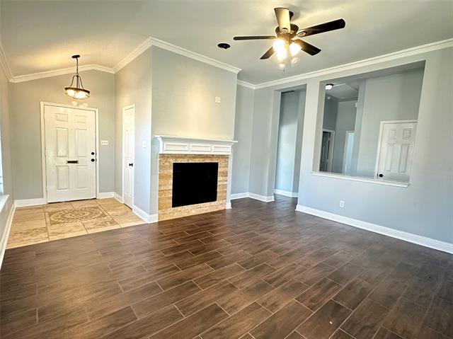 Photo - 813 Essex Dr