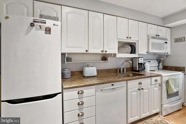 Photo - 2210 Washington Ave Unit 102A