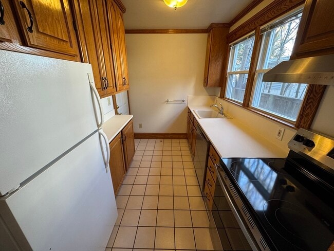 Photo - 41 Hawthorn St Unit 10