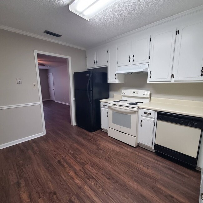 Photo - 1745 Poplar St Unit 1745 Poplar  A