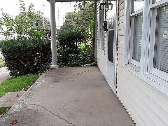 Photo - 1810 Magazine St