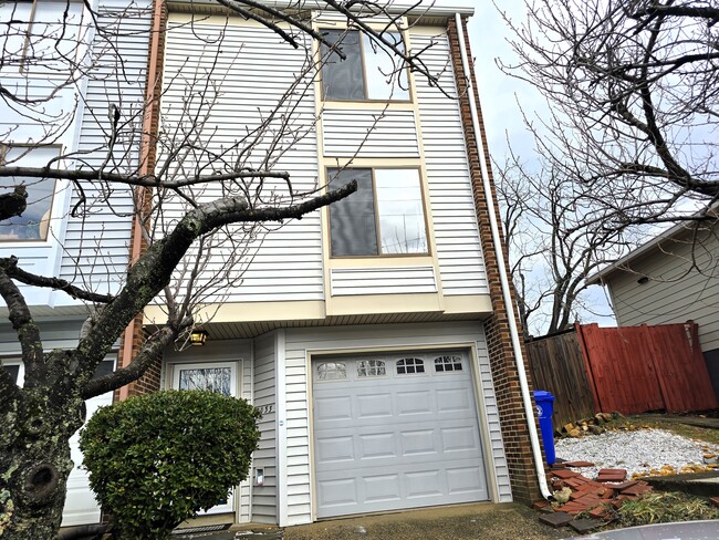 Photo - 2033 N Cameron St Townhome