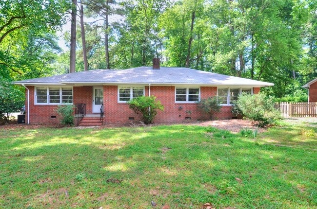 Charming Renovated 2 Bedroom Duplex in Car... - Charming Renovated 2 Bedroom Duplex in Car... House