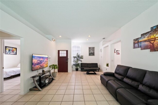 Photo - 3016 Bloomsbury Dr