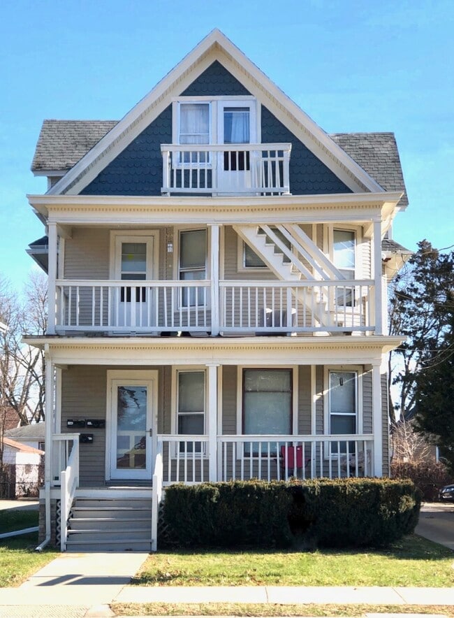 Photo - 329 N Sherman Ave