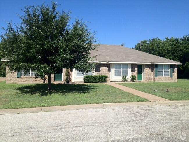 Building Photo - Duplex Rental
