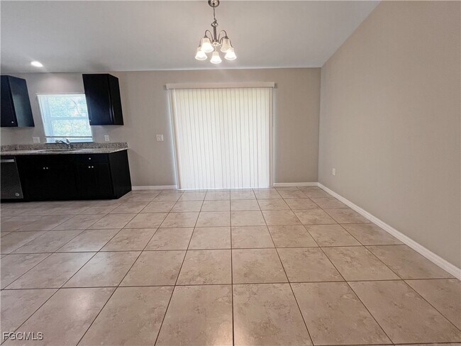 Photo - 2908 15th St W