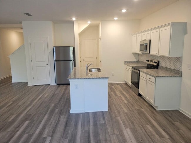 Photo - 1036 Castanea Dr