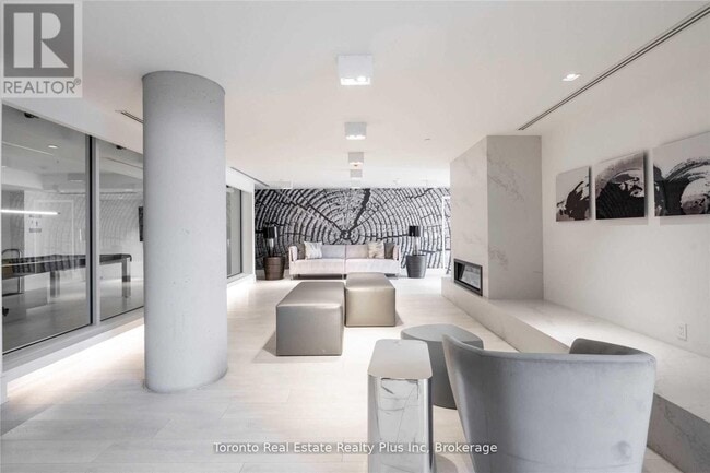 Photo - 2908 Hwy 7 Unité 2106