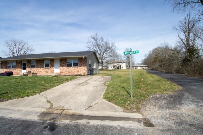 Photo - 3711 Weymeyer Dr Unit 3711 Weymeyer Drive- A