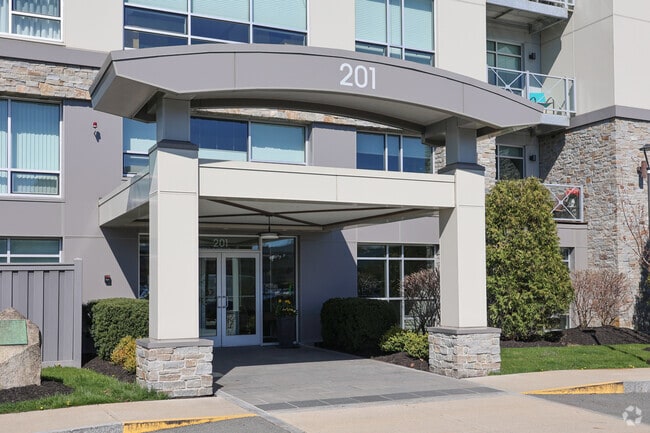 Entry - Elliott Landing by Cummings