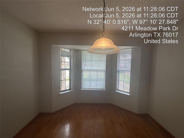 Photo - 4211 Meadow Park Dr