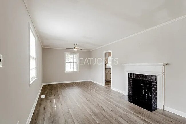 Photo - 3104 Mary Dr