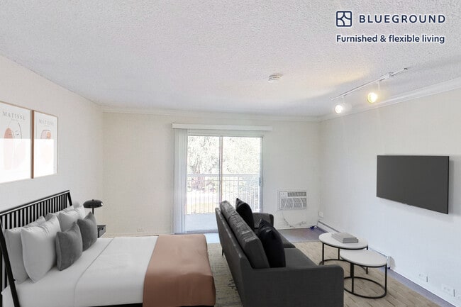 Photo - 555 W Middlefield Rd Unidad FL2-ID7942A