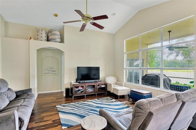 Photo - 18821 Maisons Dr