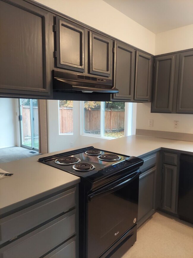 Photo - Kent East Hill rental home - 3 bedroom two...