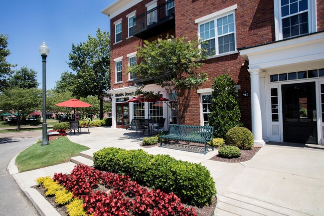 Carrington at Schilling Farms apartments — community photo
