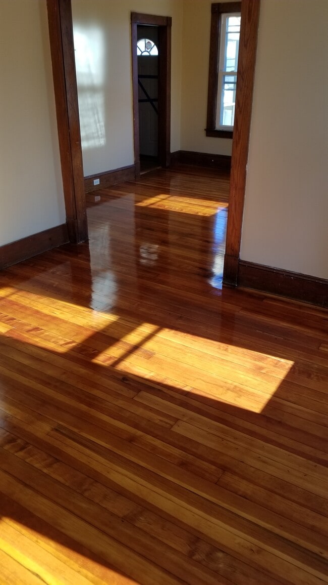 Photo - 14 Bardwell St Unit 2