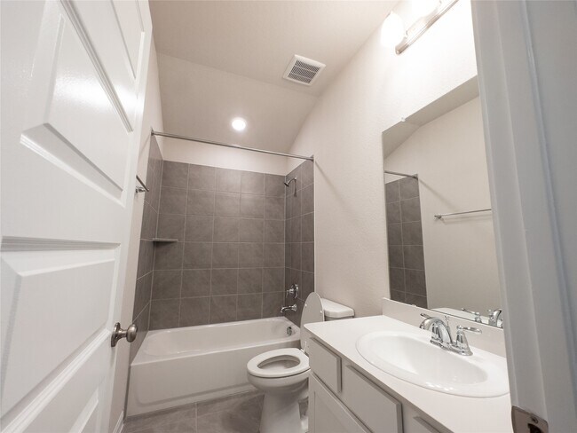 Photo - 8015 Virginia Dr