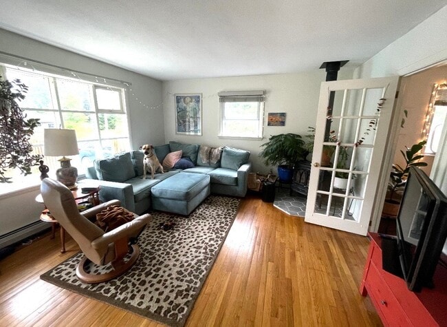 Building Photo - 146 Cathance Rd