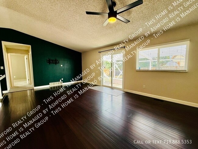 Photo - 1970 Bula Dr