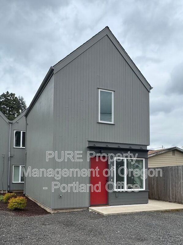 Photo - 5870 N Harvard St