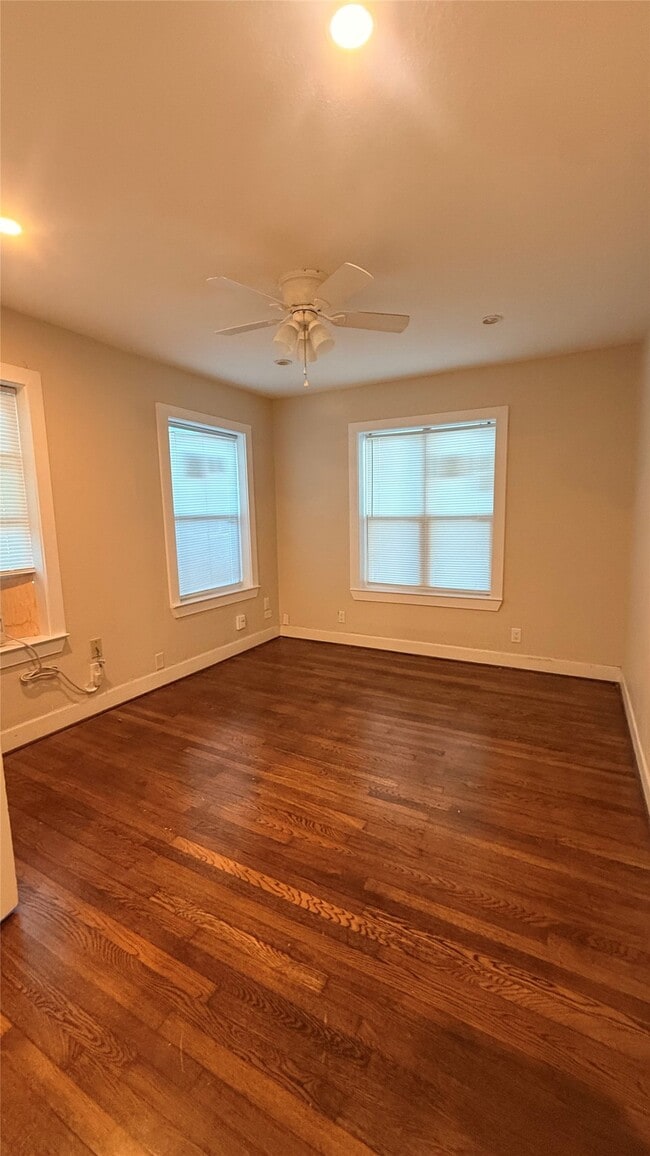 Photo - 4308 Leeland St Unidad 3