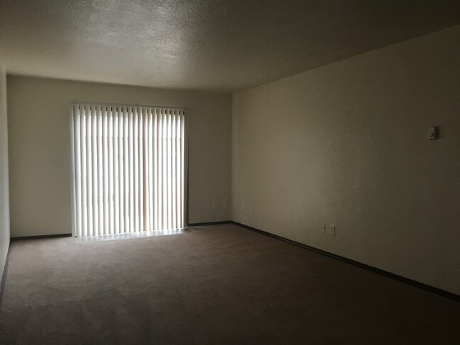 3x2 - Shannon Rental