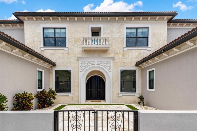 Photo - 9065 Watercrest Cir E