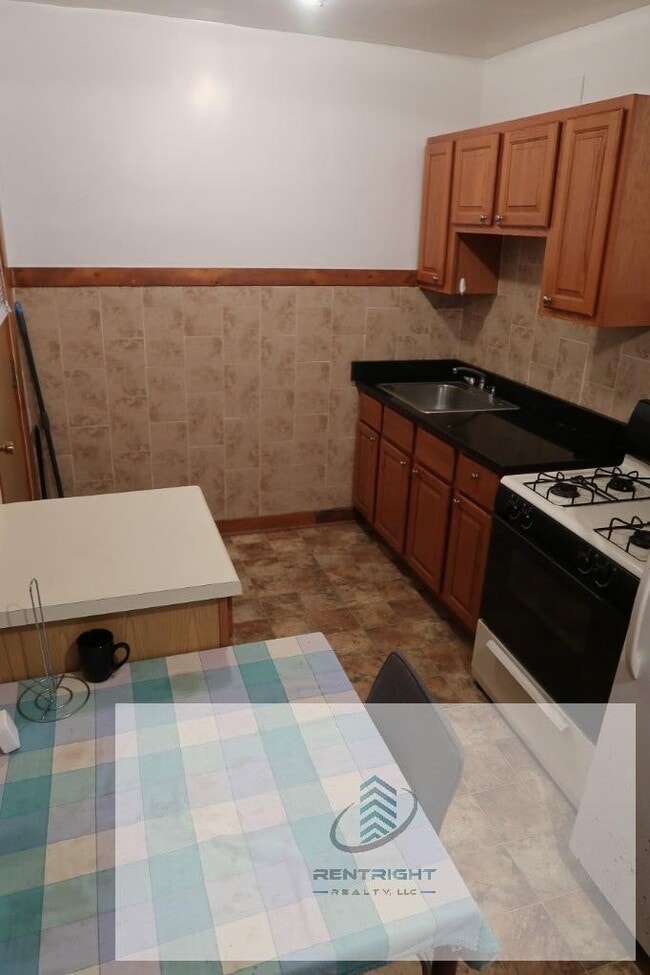 Photo - 5039 N Springfield Ave Unidad 5045-1B