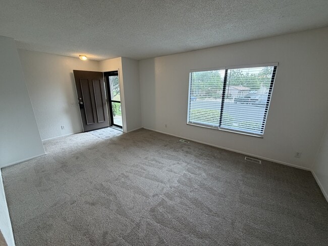 Photo - 3655 S Kittredge St Unit C