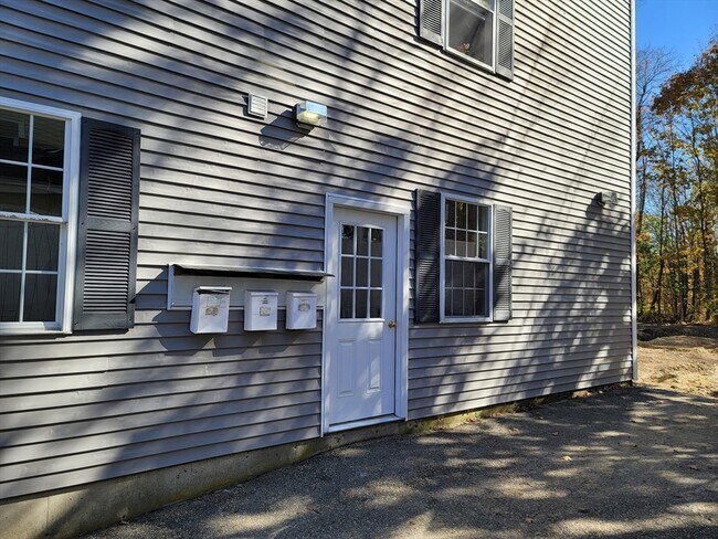 Photo - 19 Mc Donald St Unit 3