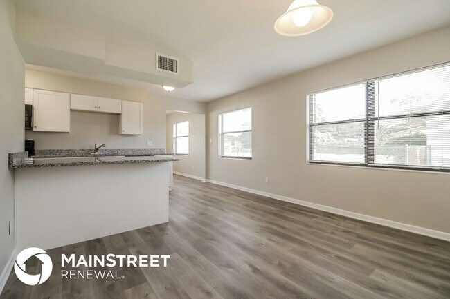 Photo - 568 Gardenia Cir