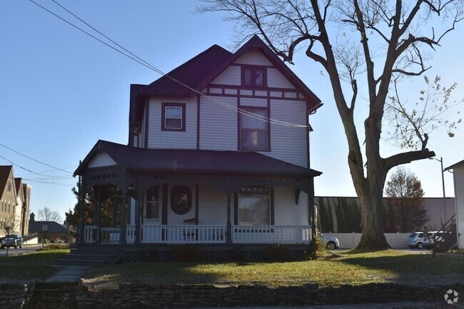 Building Photo - 241 S Church St Unit A Rental
