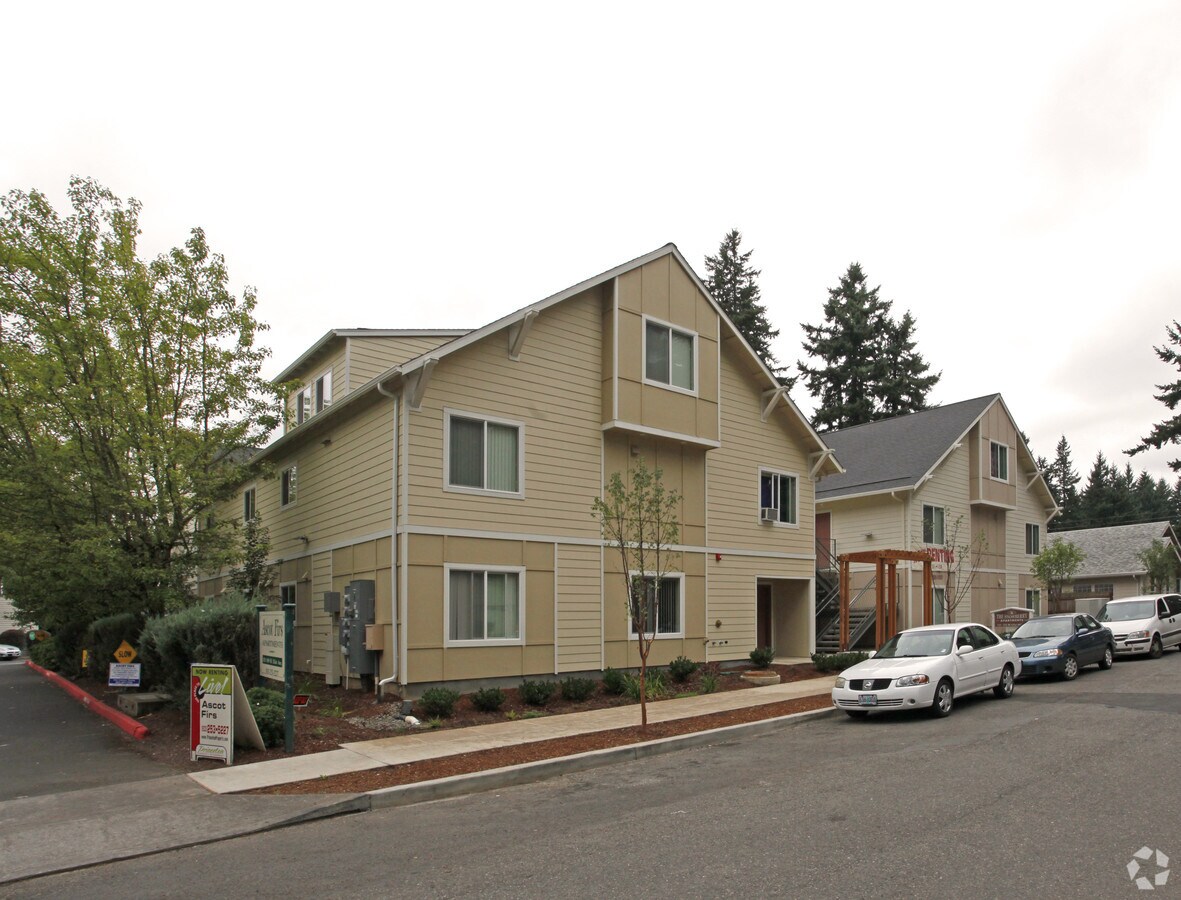 Photo - The Snowberry Apartments