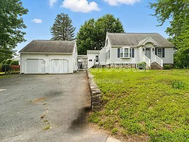 Photo - 178 Massasoit Rd