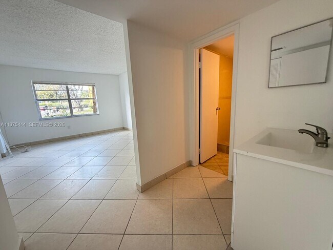 Photo - 4304 NW 9th Ave