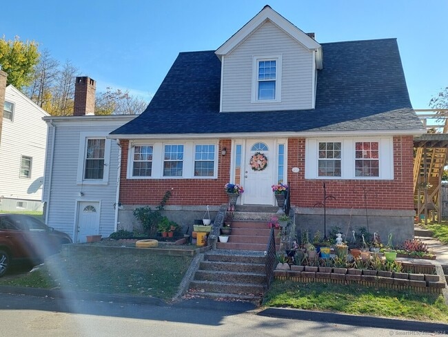 Photo - 27 Margerie St Apartment Unit 2
