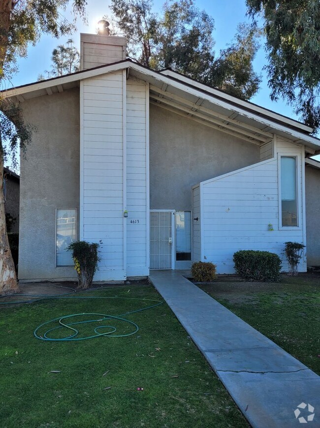 Building Photo - Country Place Unit A Rental