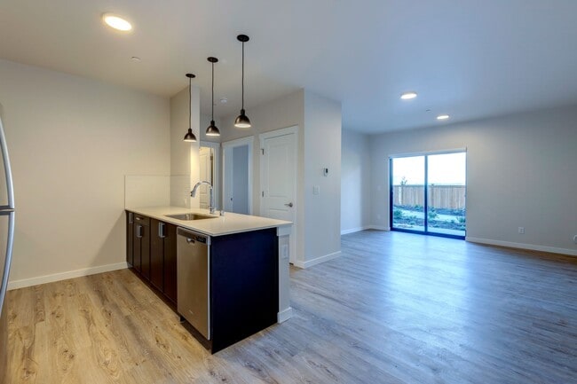 1 Bedroom Kitchen and Living - Marquee Living