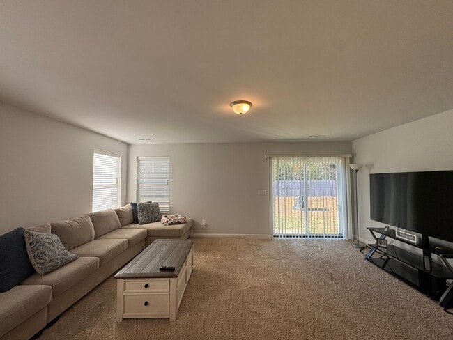 Photo - Beautiful 3 Bed 2 Bath Home in Stedman