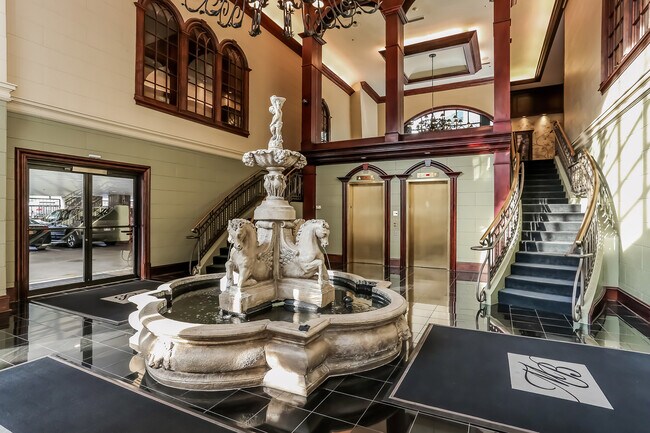 Photo - 3334 Peachtree Rd NE